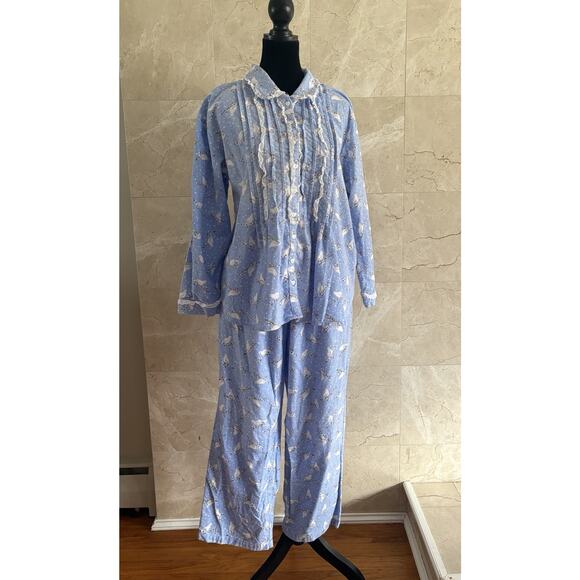 Lanz Of Salzburg Dove Flannel Pajama Set - S Top / M Pants, Cottage Granny Chic - Picture 4 of 11